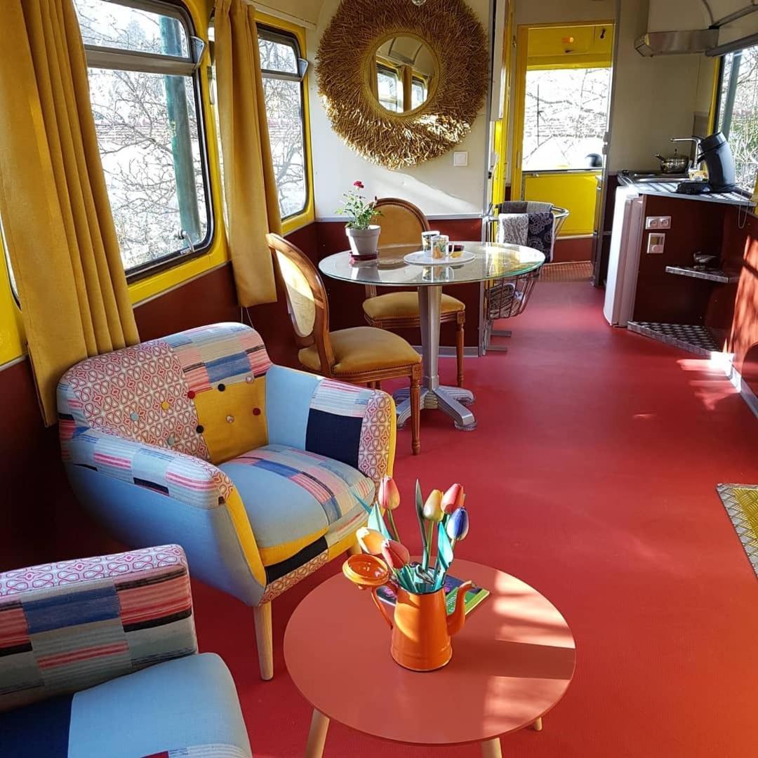 Les Insolites Du Grand Logis Marchais  Room photo